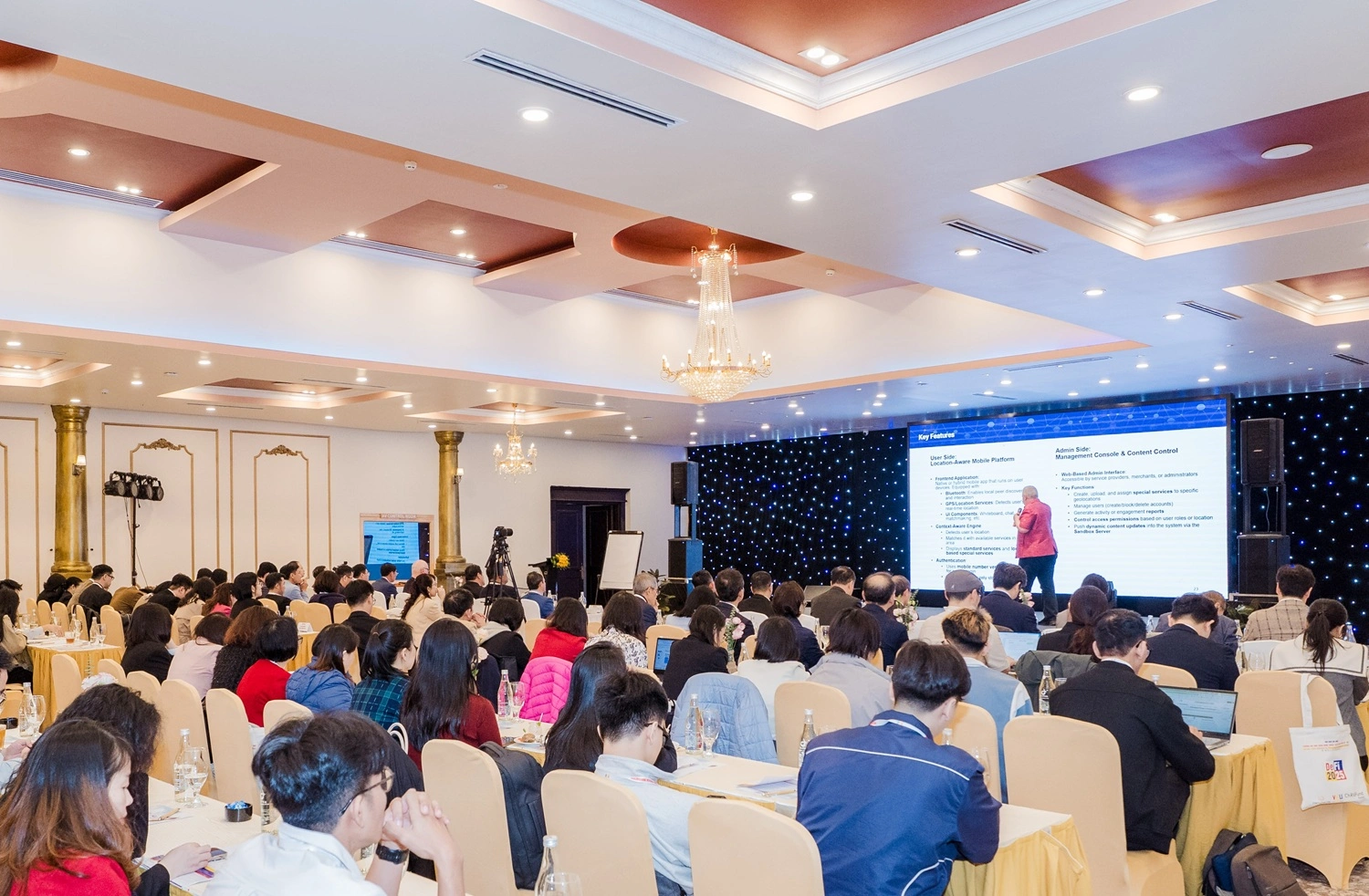 Toàn cảnh hội thảo