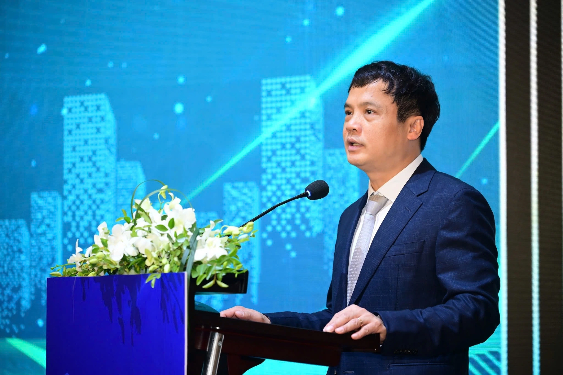 Ông Nguyễn Văn Khoa - Chủ tịch VINASA, Trưởng Ban tổ chức Hội nghị phát biểu