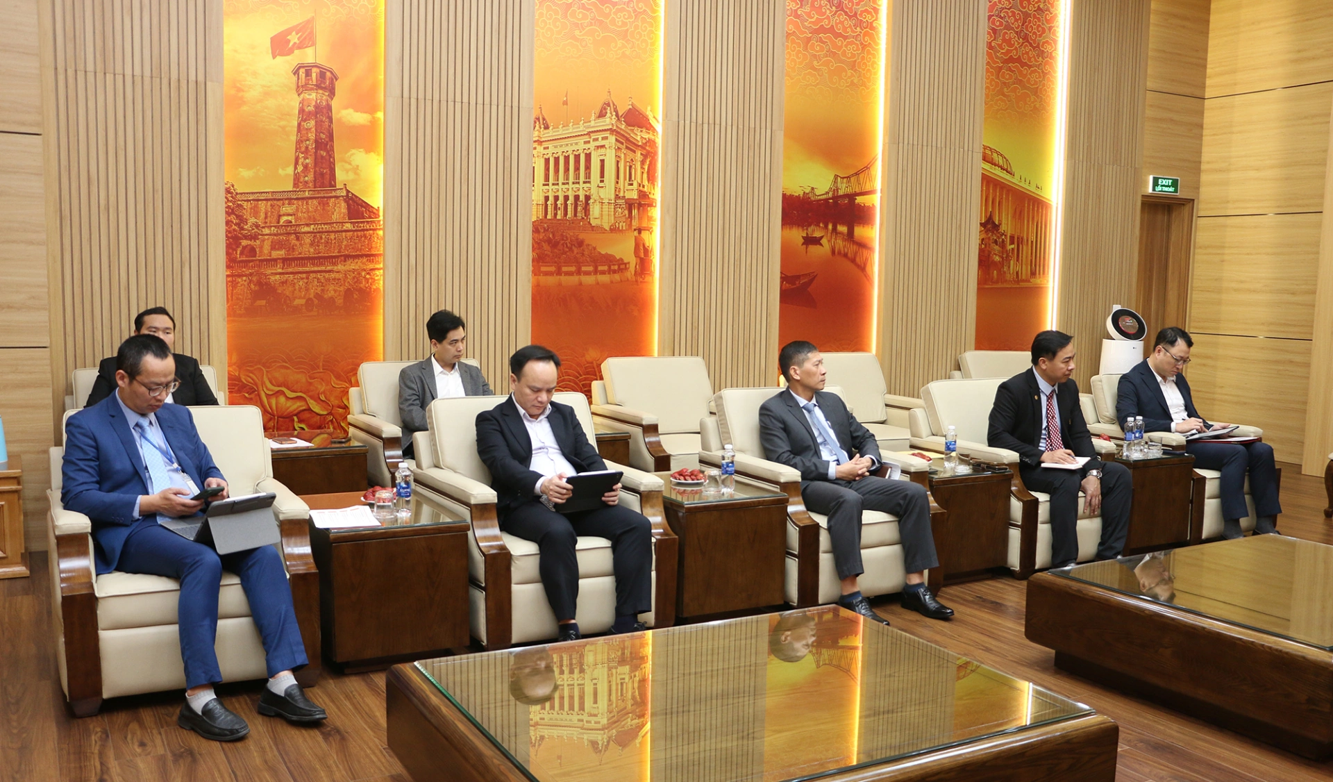 Các lãnh đạo Cục A05 trong buổi làm việc với đoàn Hàn Quốc