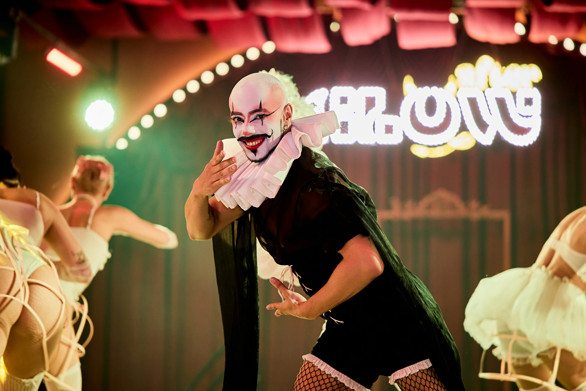 Chiếc “hộp bí mật” mang tên After Glow đang chờ đón du khách dịp Tết Dương lịch này