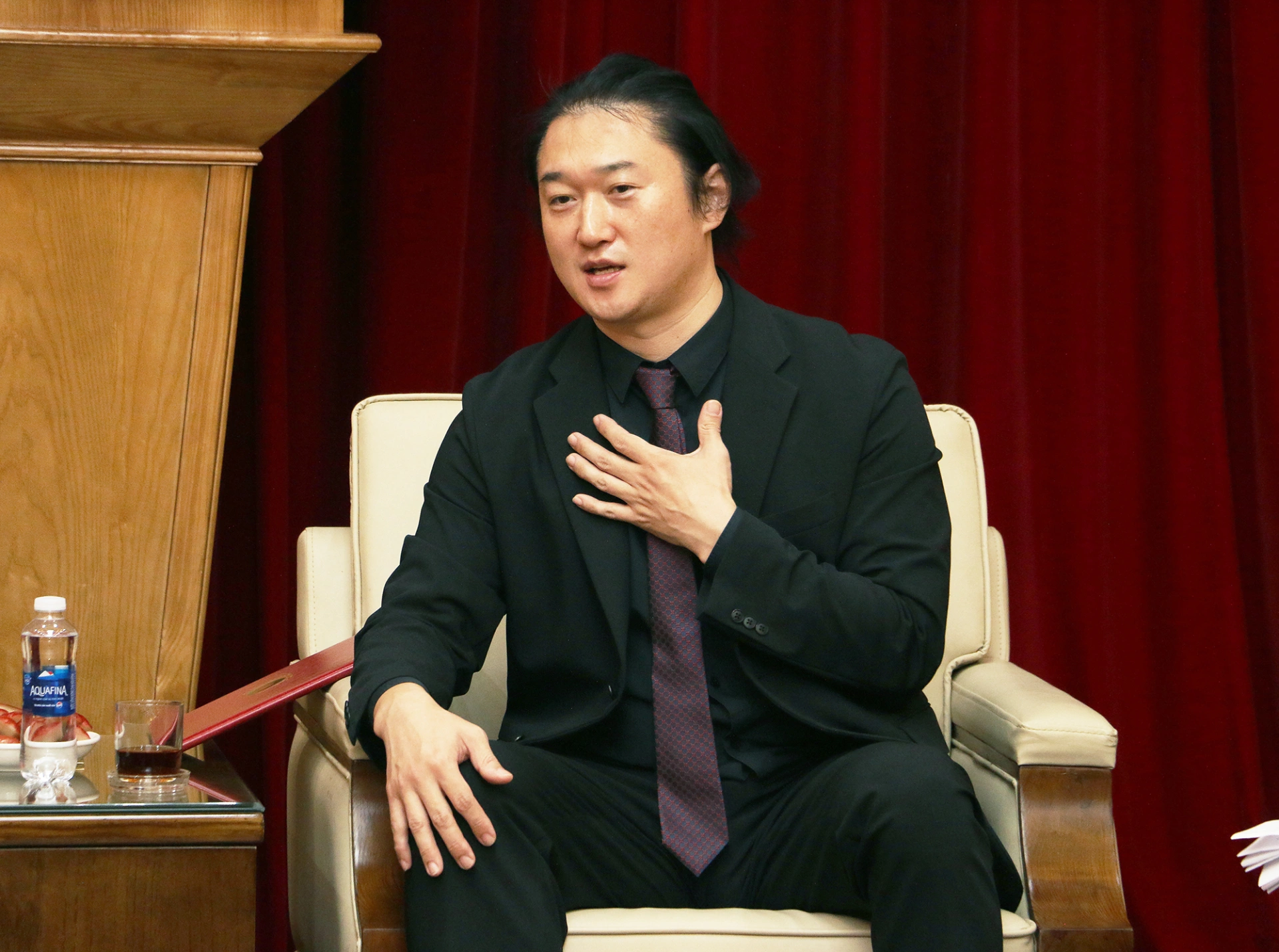 Ông Kim Jin Wook, Ủy viên Ủy ban Bảo vệ Dữ liệu cá nhân Hàn Quốc nói rằng phía Hàn Quốc sẵn sàng chia sẻ kinh nghiệm đối phó với tội phạm mạng và bảo vệ dữ liệu cá nhân với Việt Nam