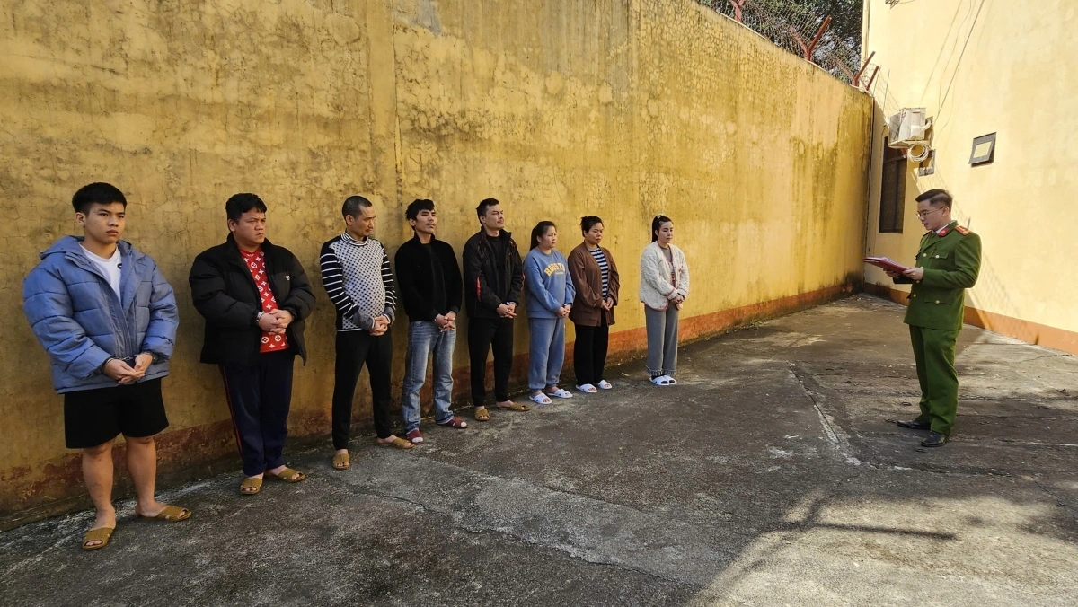 Công an Lạng Sơn khởi vụ án, khởi tố bị can các đối tượng về hành vi sử dụng mạng máy tính, mạng viễn thông, phương tiện điện tử để thực hiện chiếm đoạt tài sản