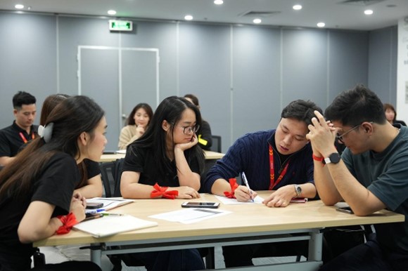 Một khóa đào tạo tại ROX Group.