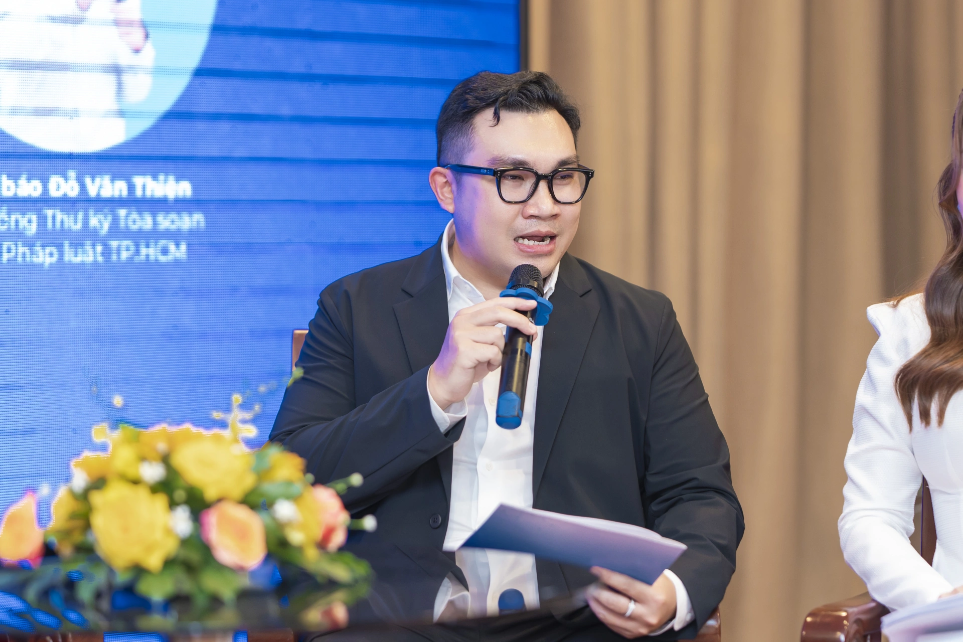 Ông Vũ Đỗ Vỹ Bình Chuyên gia Digital Forensics, Công ty Công nghệ Spherex chia sẻ biện pháp công nghệ trong ứng dụng ngân hàng số, bảo vệ người dùng tại Hội thảo
