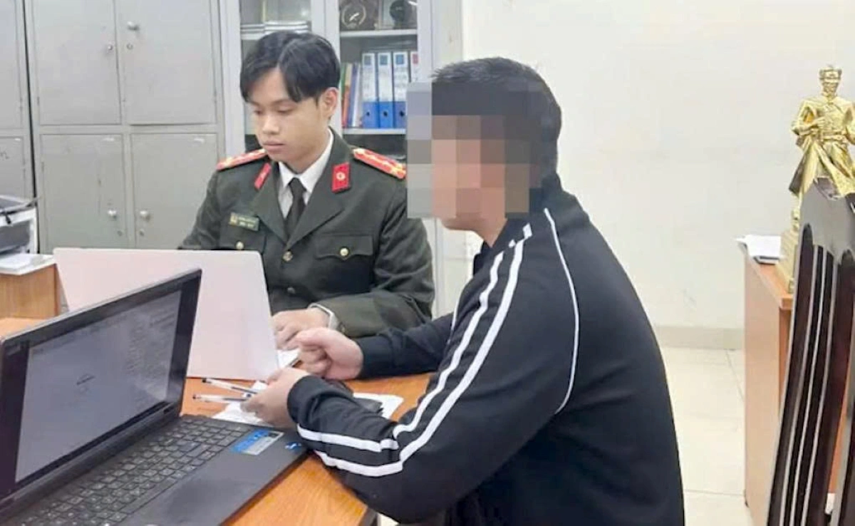  Phòng An ninh mạng và Phòng chống tội phạm sử dụng công nghệ cao, Công an TP Hà Nội tiếp nhận tin báo của gia đình về việc N.T.C (SN 2004, quê Hà Nam, tạm trú tại phường Hồng Hà, Hà Nội) bị các đối tượng lừa đảo dùng thủ đoạn bắt cóc online, yêu cầu chuyển 550 triệu đồng.