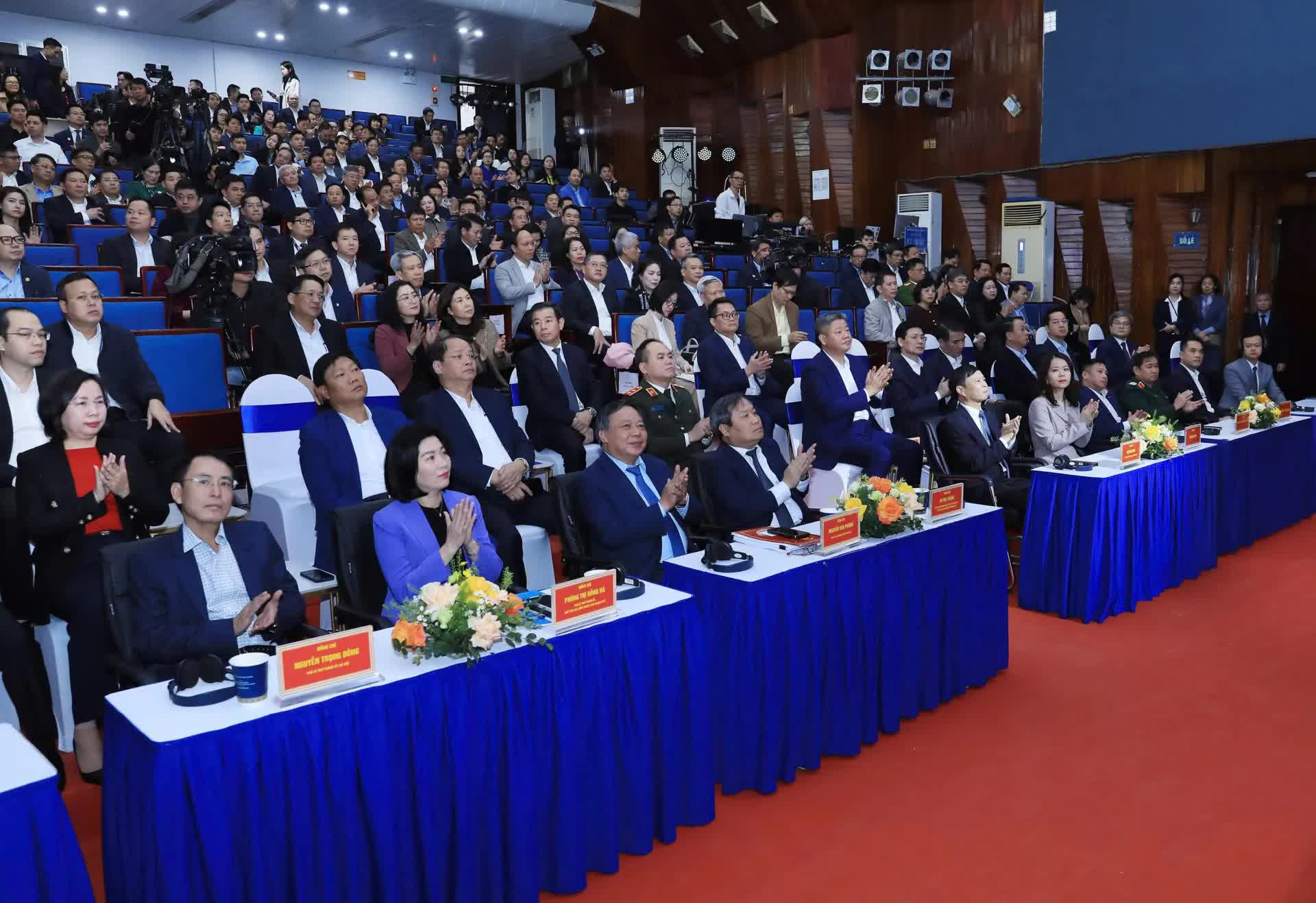 Toàn cảnh điểm cầu Thành phố Hà Nội tại Hội nghị tổng kết Ban Chỉ đạo Trung ương sáng 25/12.