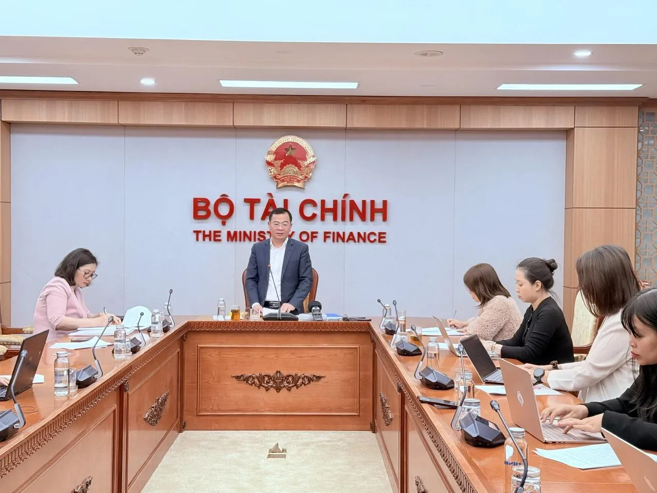 tanthinhhopbao1-0944